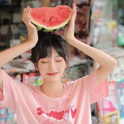 在线吃瓜少女,揭秘在线吃瓜少女的青春秘闻