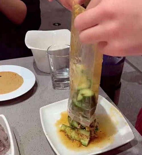 海底捞露出吃瓜,一场火锅店里的“瓜田李下”