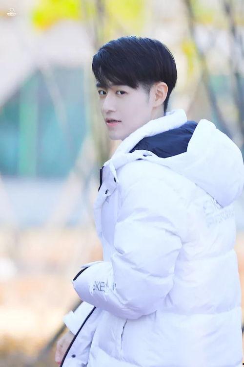 创造营2019豆瓣吃瓜,豆瓣吃瓜，揭秘选手幕后故事与精彩瞬间