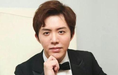 李云迪吃瓜明星