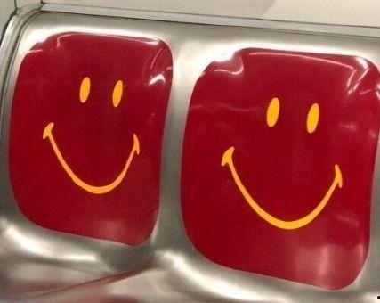 情侣吃瓜文案搞笑